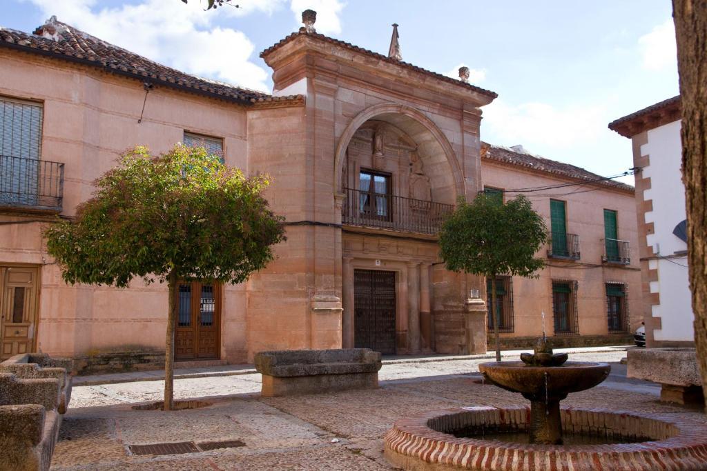 Отель La Casona Del Abuelo Parra Вильянуэва-де-лос-Инфантес Экстерьер фото