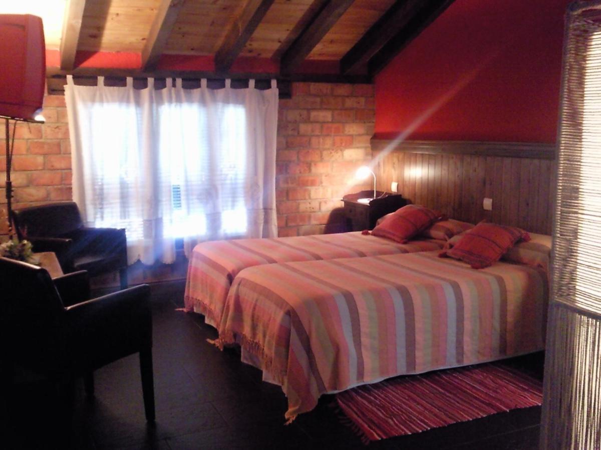 Отель La Casona Del Abuelo Parra Вильянуэва-де-лос-Инфантес Экстерьер фото